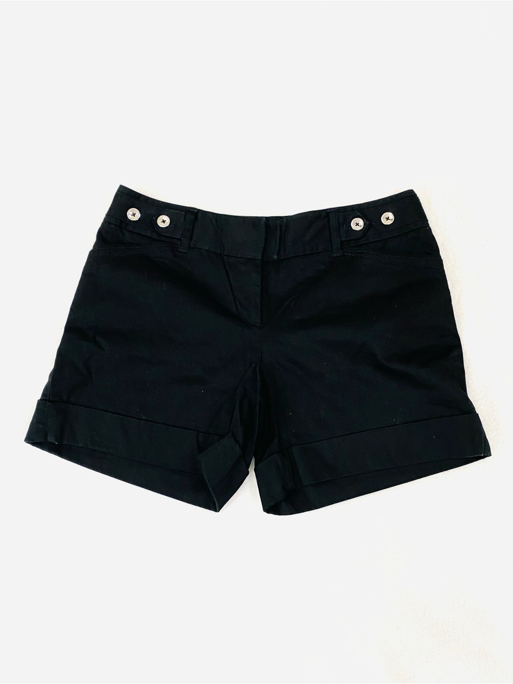 White House Black Market Black Shorts Cuffed with Silver Button Detail size 2